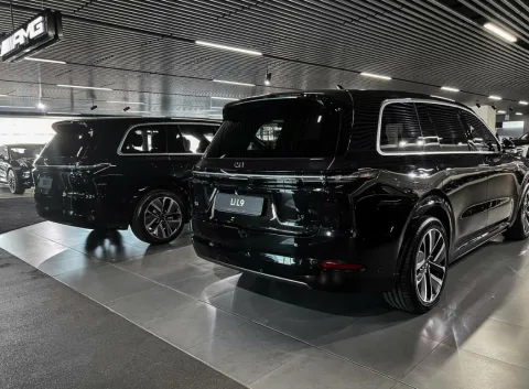 Авангард Li Auto
