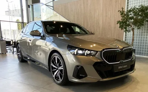 BMW Евросиб Лахта