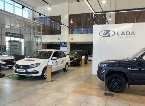 Город Русских Машин, Lada