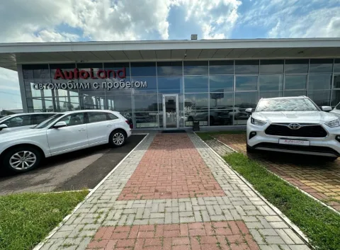 Auto Land