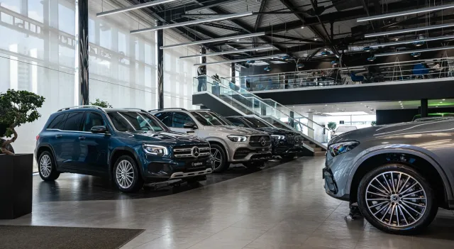 Звезда Столицы Варшавка Mercedes-Benz