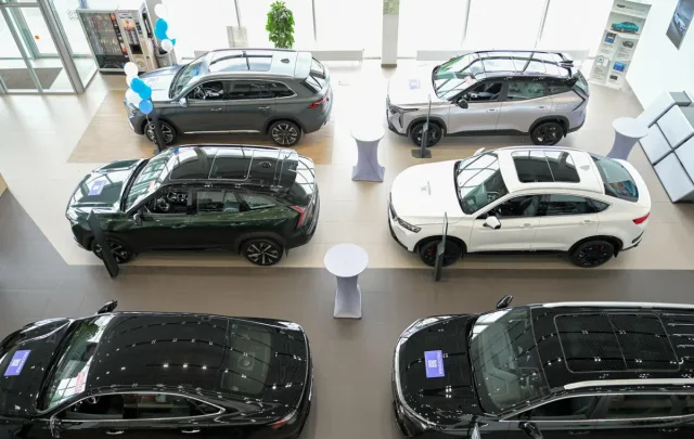 Дакар, Geely