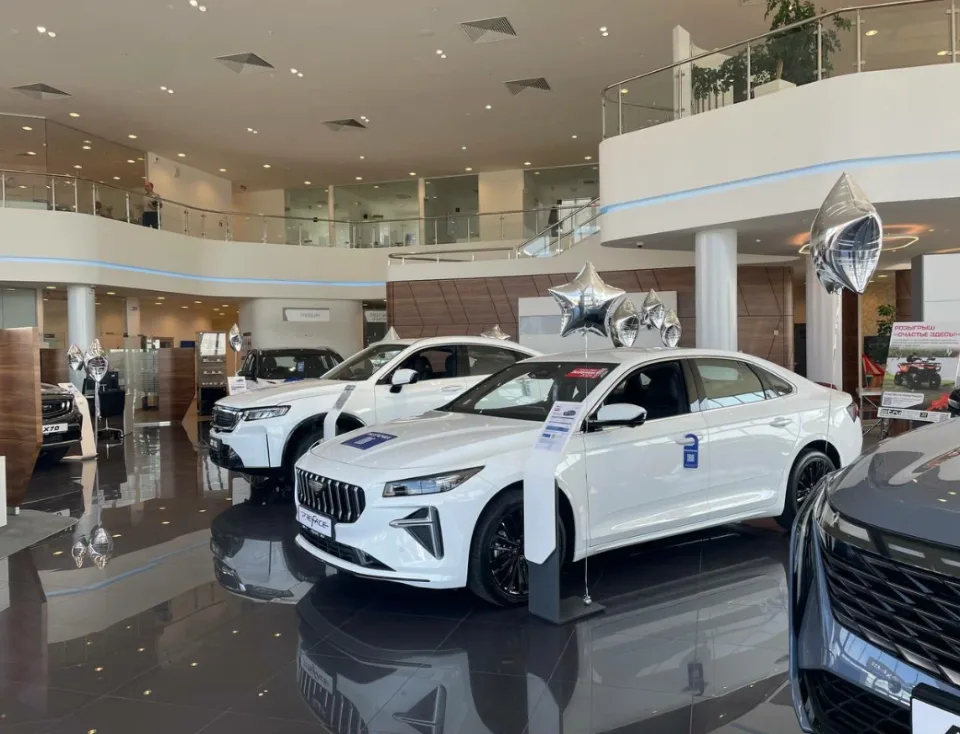 Geely Парнас