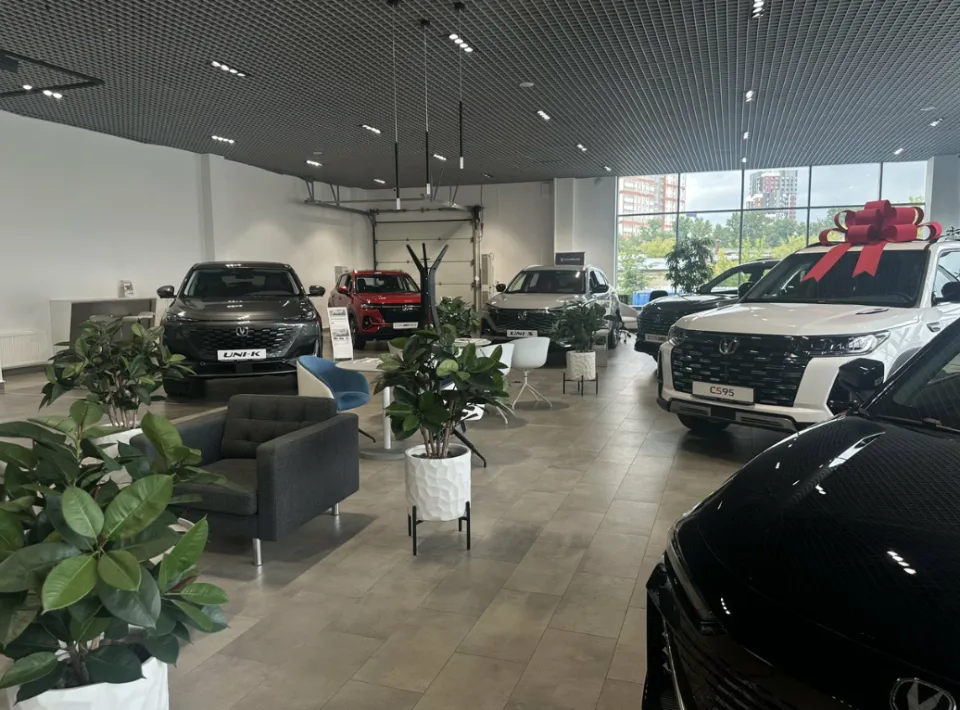Favorit Motors Север CHANGAN