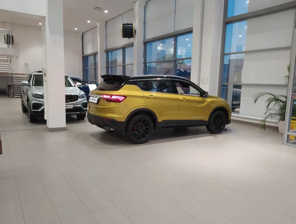 Favorit Motors МКАД GEELY