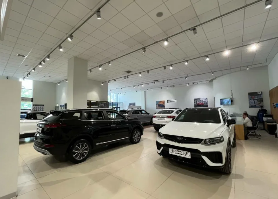 Автомир, Geely